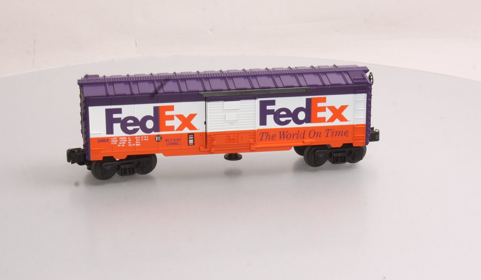Lionel 6-19835 O Gauge FedEx Operating Boxcar – Trainz