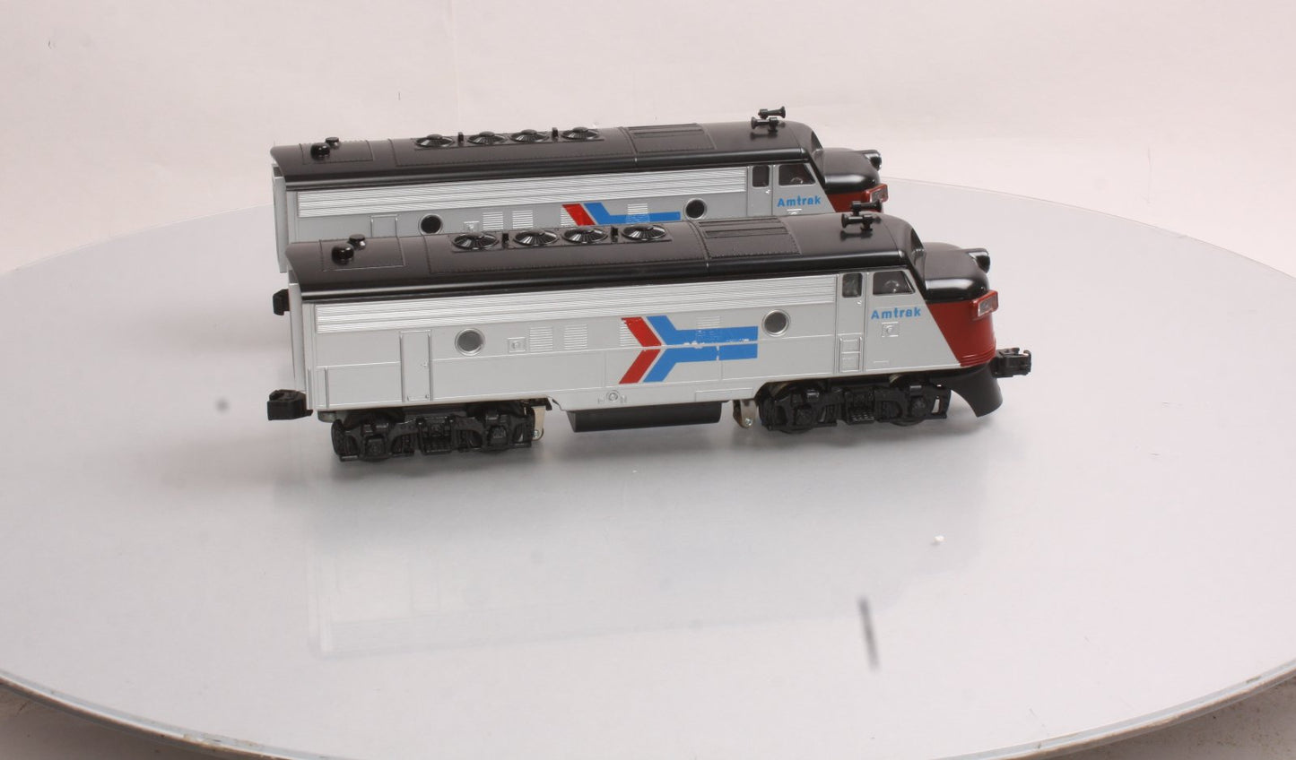 Williams 20701 Amtrak F7 AA Pwrd & Dmy Diesel Loco Set