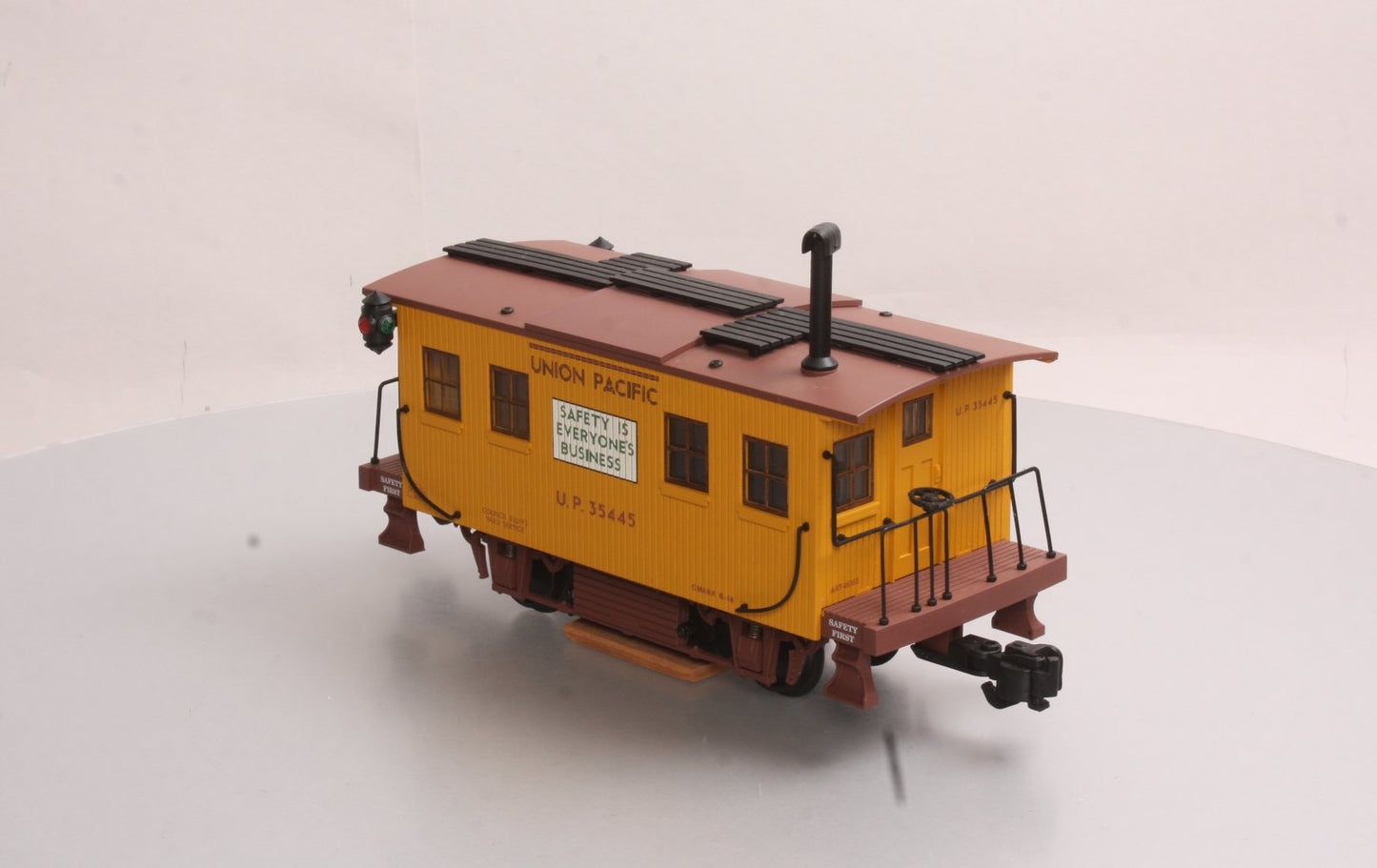 Aristo-Craft ART46953 G Scale Union Pacific Track Cleaning Car #35445
