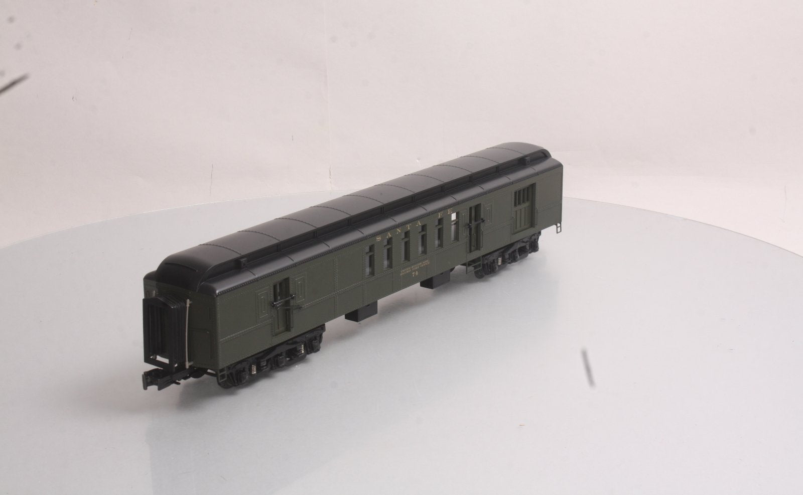 MTH 20-4261 O Gauge Santa Fe 70' Madison RPO Passenger Car #74