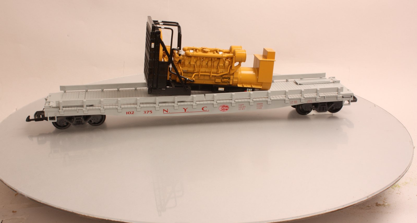 LGB 41543 NYC Flatcar with CAT Generator