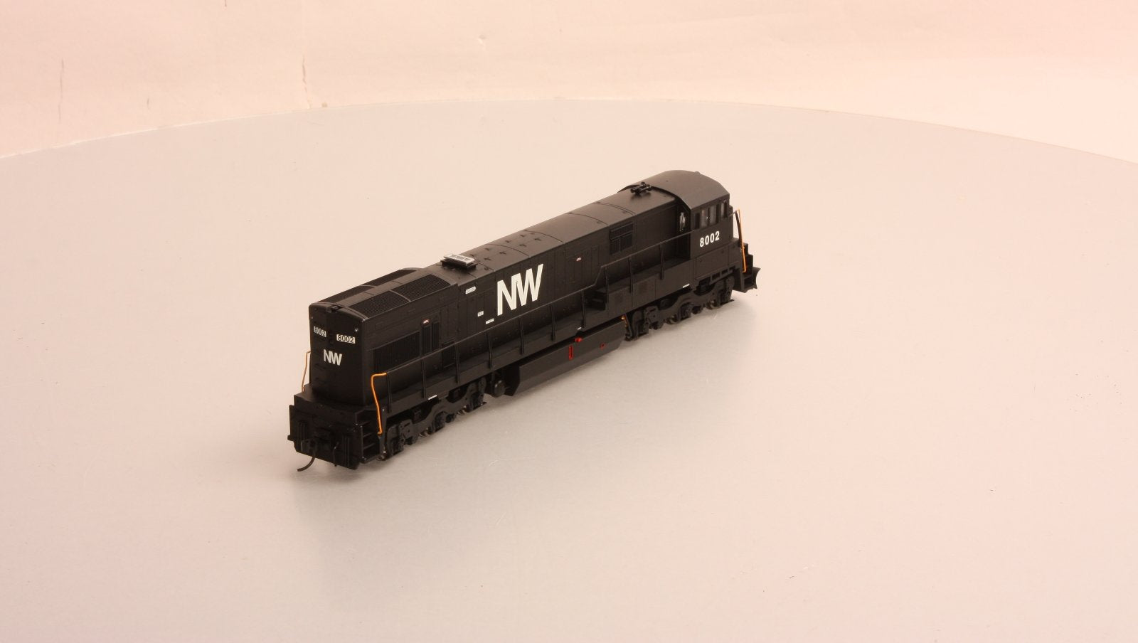 Atlas 7318 HO Norfolk & Western GE U30C Diesel Locomotive Standard DC #8002