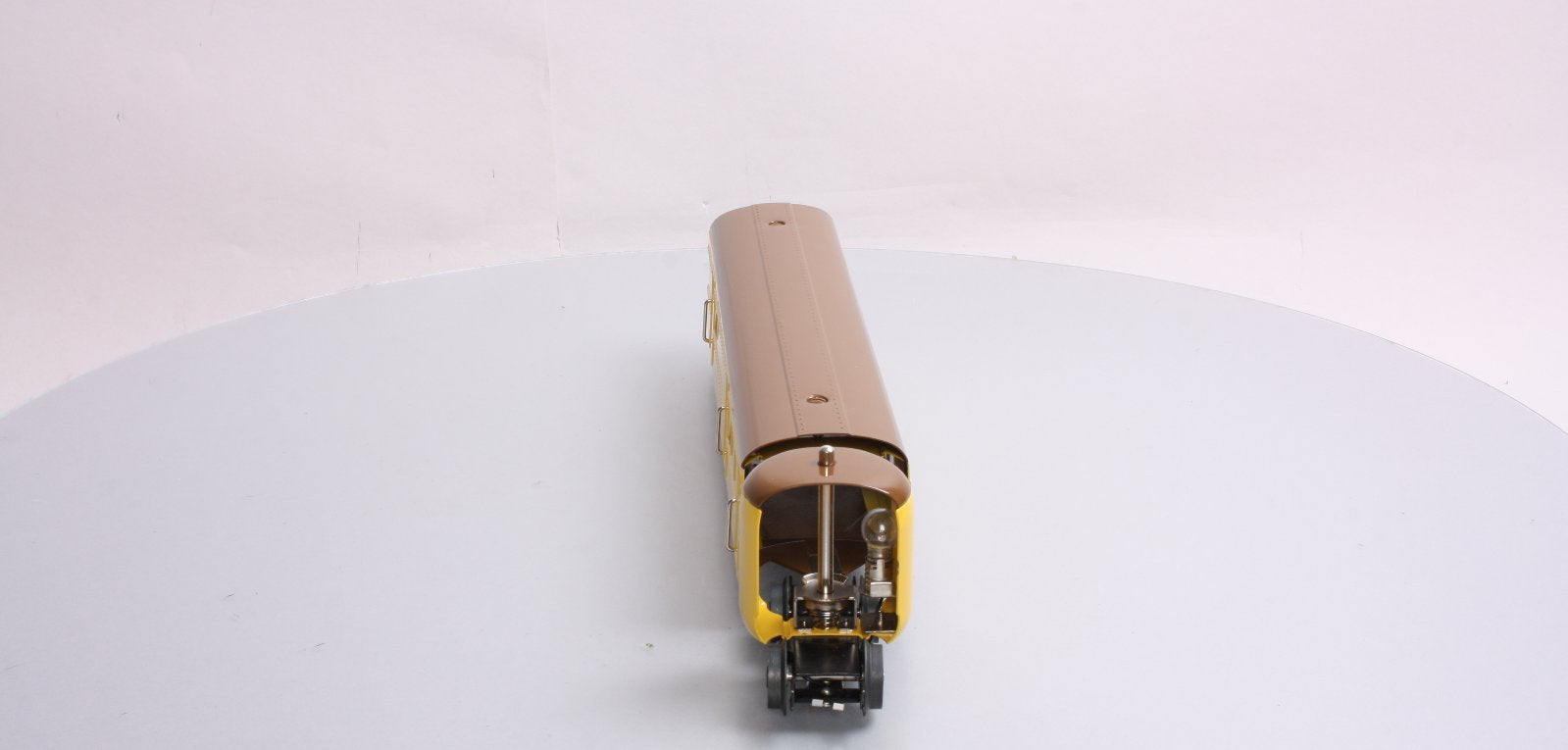 Lionel 11-80003 Union Pacific Streamlined Articulated Baggage