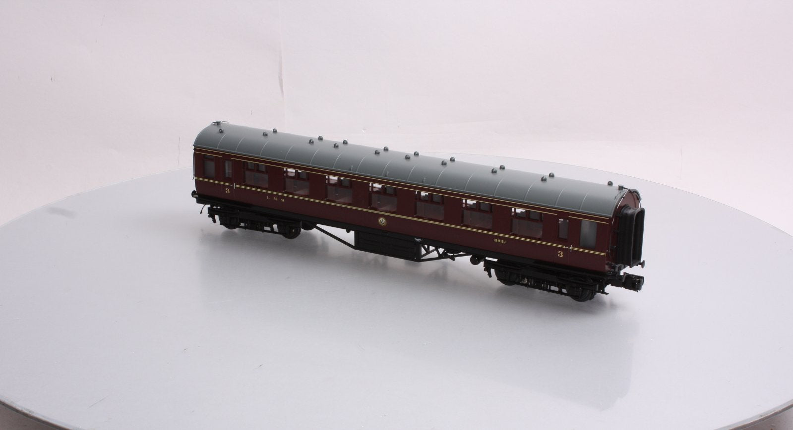 MTH 20-60007 London, Midland & Scottish Railway LMS Standard Coach Car
