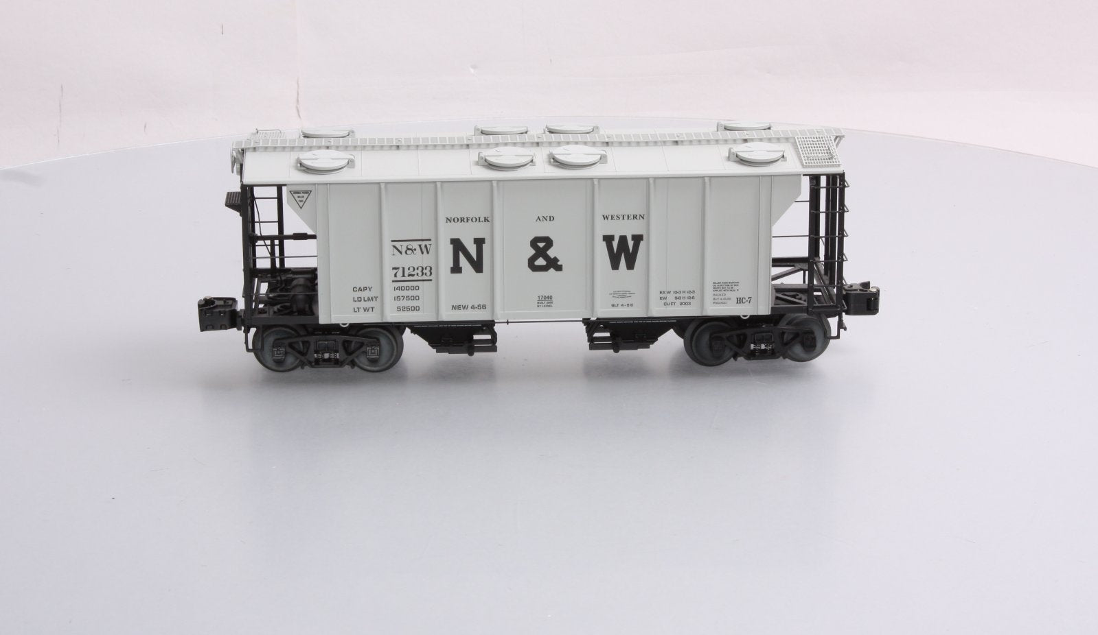 Lionel 6-17040 O Gauge Norfolk & Western PS-2 Hopper #71233