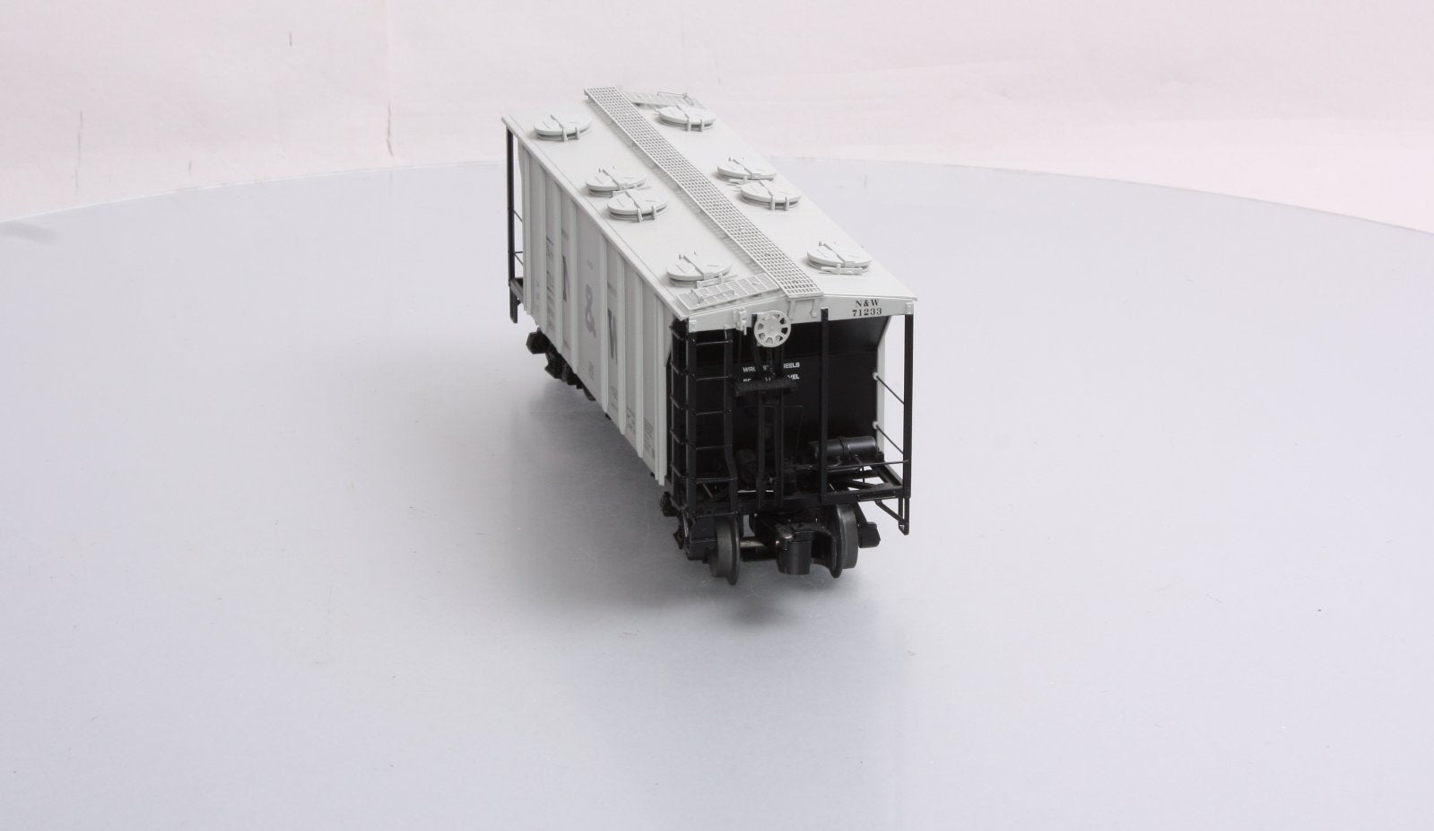 Lionel 6-17040 O Gauge Norfolk & Western PS-2 Hopper #71233