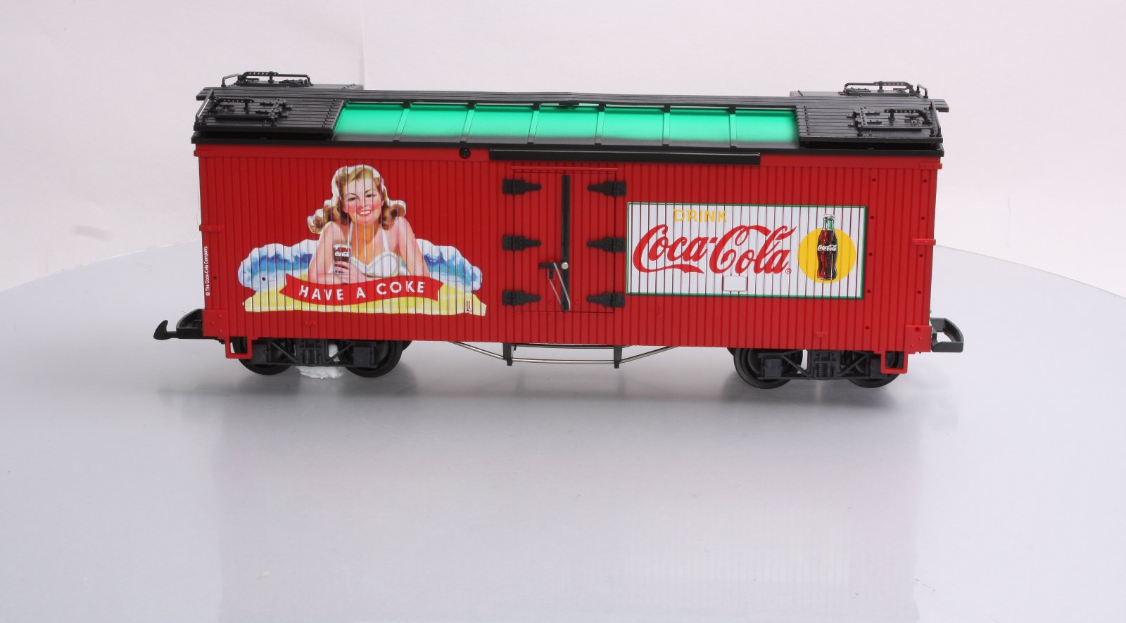 LGB 43723 Coca-Cola Summer Billboard Reefer – Trainz