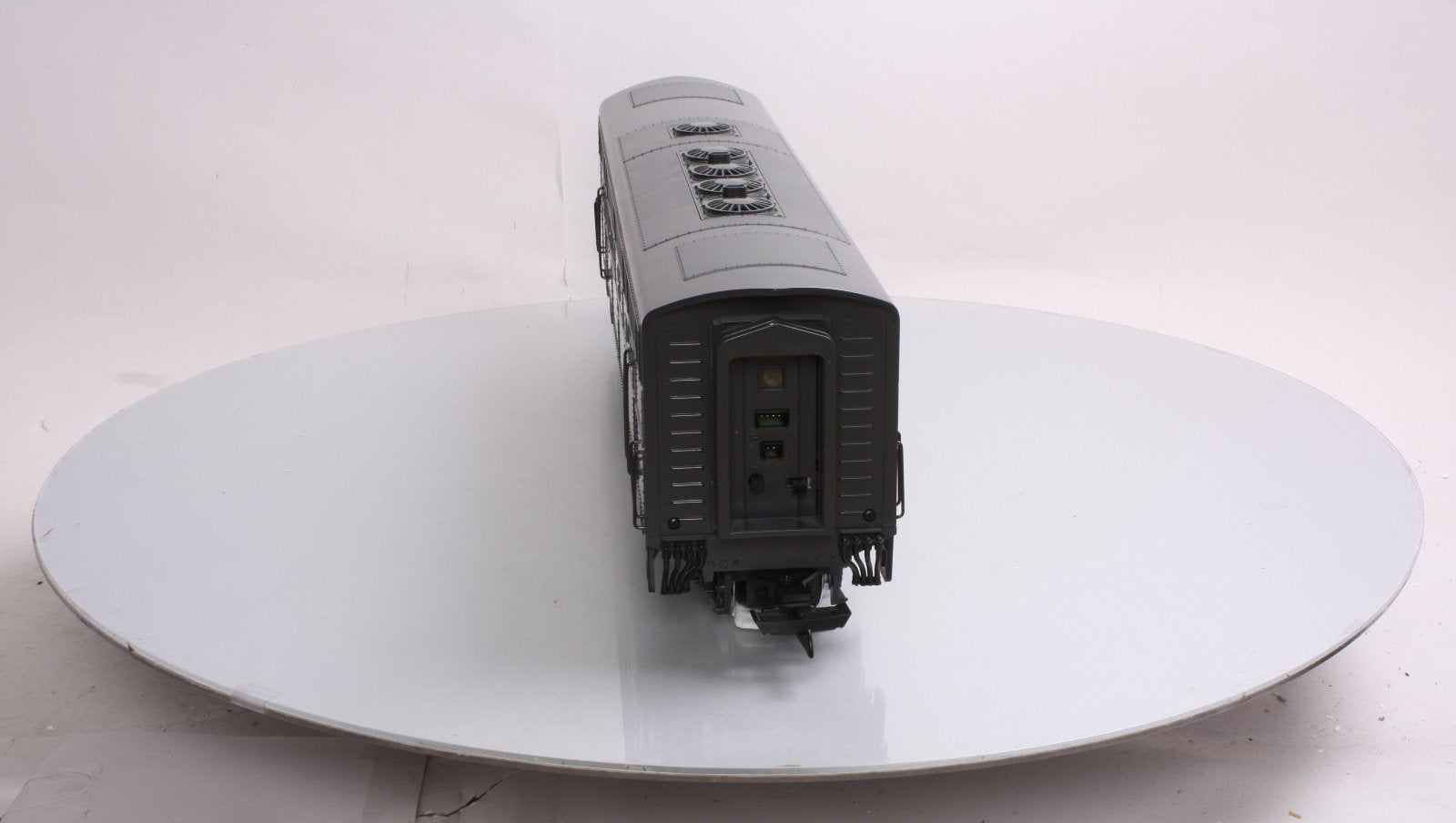 LGB 21582 G Scale NYC F7 B Unit Non-Powered Diesel Locomotive with Sound #2423