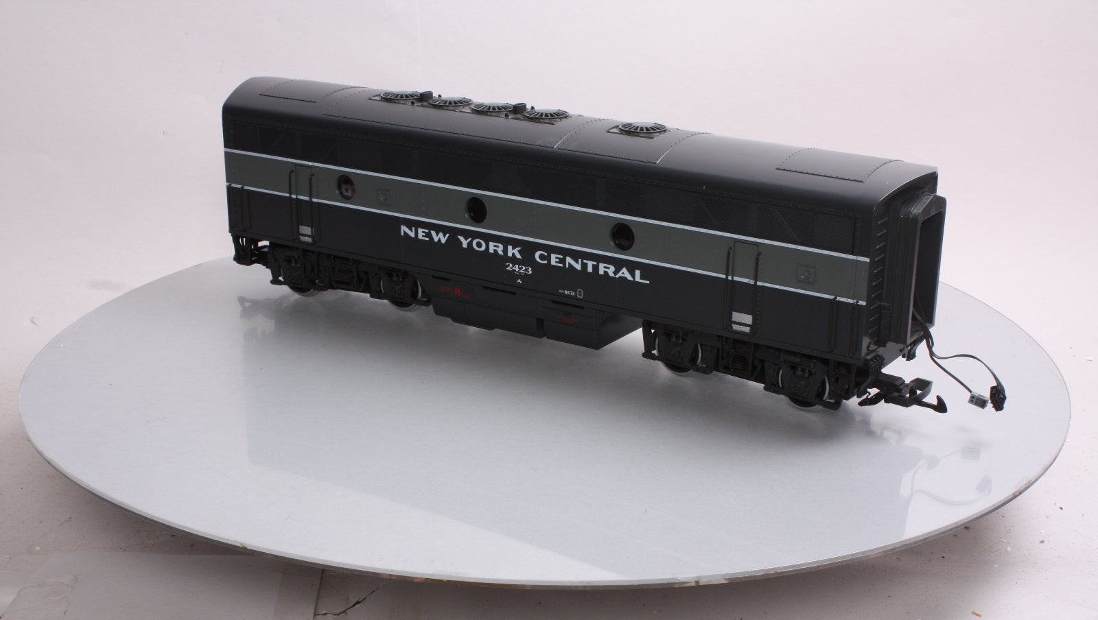 LGB 21582 G Scale NYC F7 B Unit Non-Powered Diesel Locomotive with