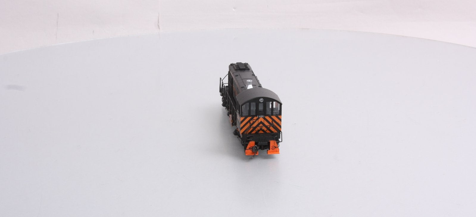 Atlas 8280 HO Scale Southern Pacific S-4 Powered Diesel Locomotive # 1481