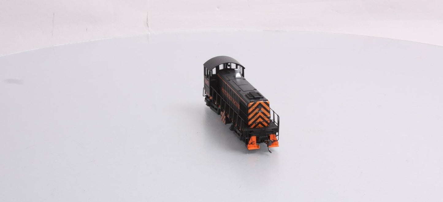 Atlas 8280 HO Scale Southern Pacific S-4 Powered Diesel Locomotive # 1481