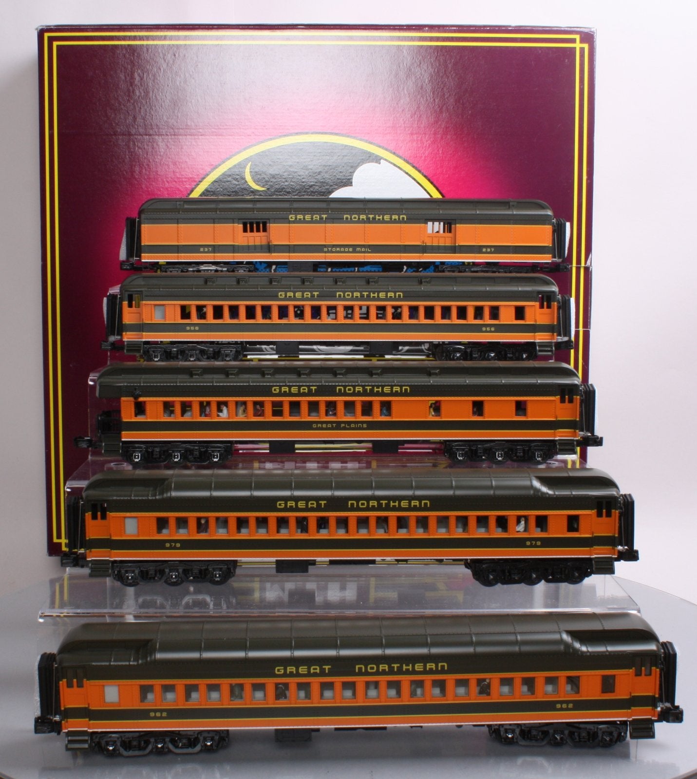 MTH 20-40011 O Great Northern 70' Madison Passenger Car Set (Set of 5)