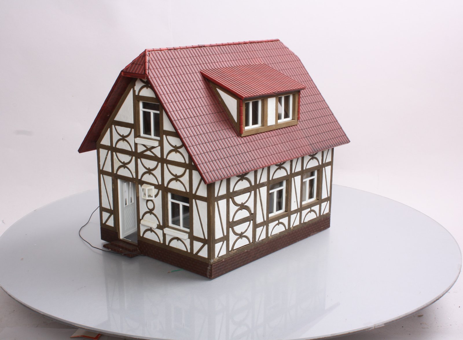 Piko 62050 Dr. König's House - Assembled