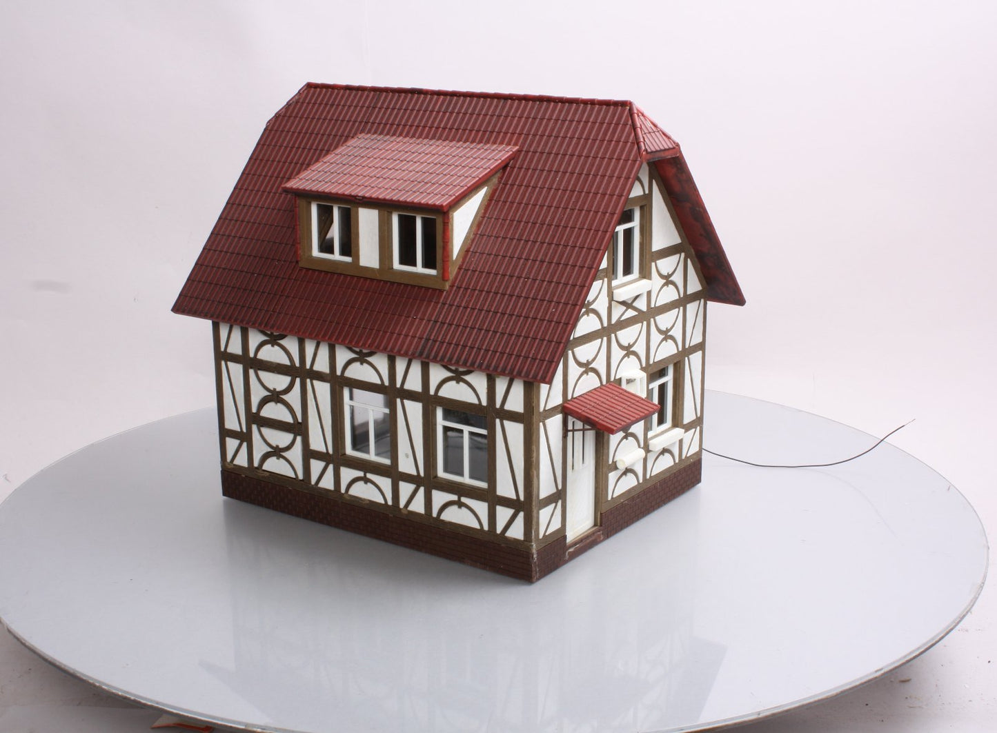 Piko 62050 Dr. König's House - Assembled