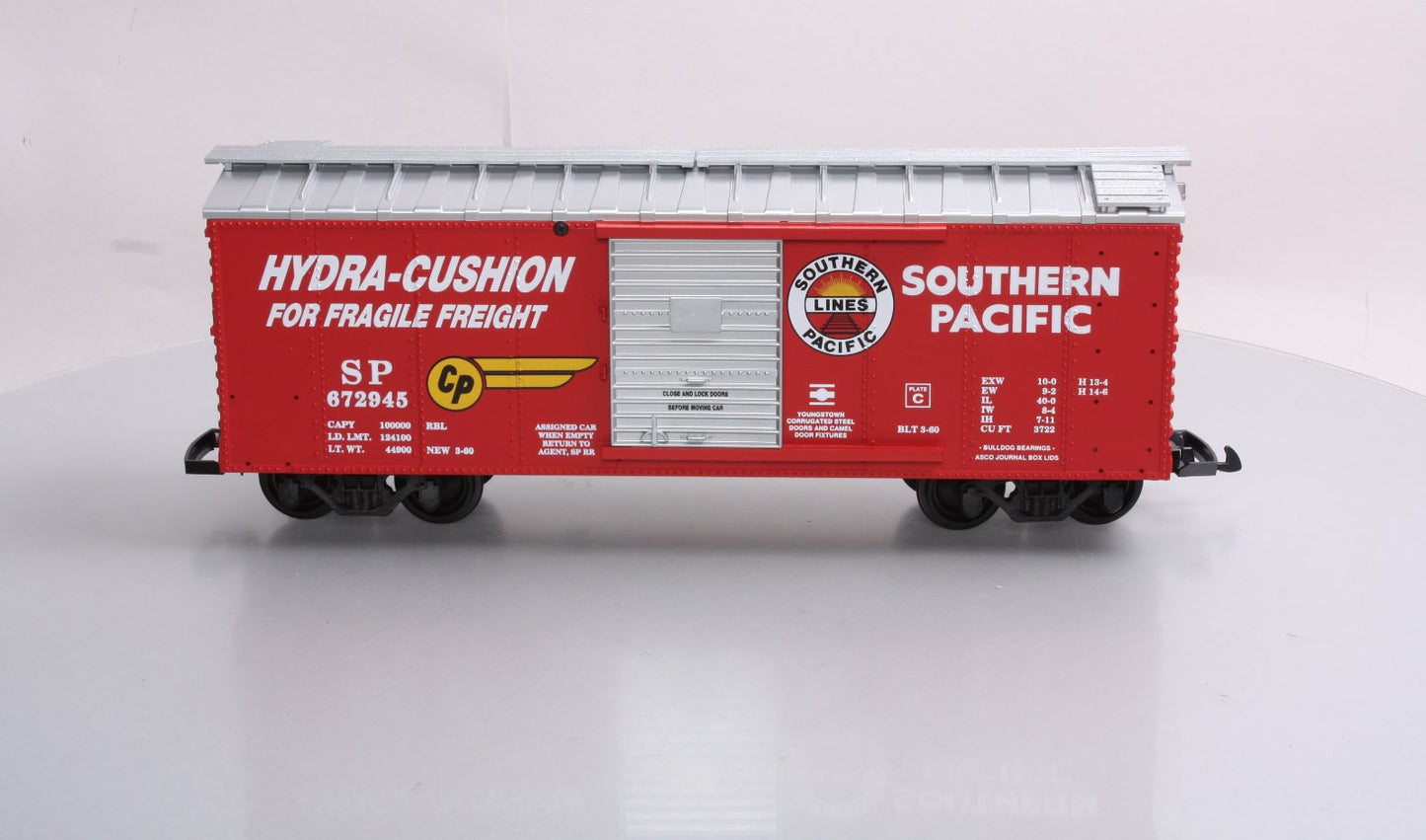 USA Trains 19035 G Southern Pacific "Hydra Cushion" Boxcar #672945
