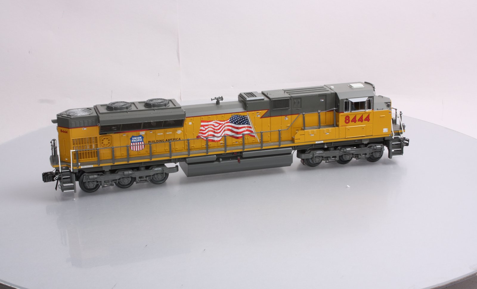 Lionel 6-28330 Union Pacific EMD SD-70ACE Diesel Locomotive #8444