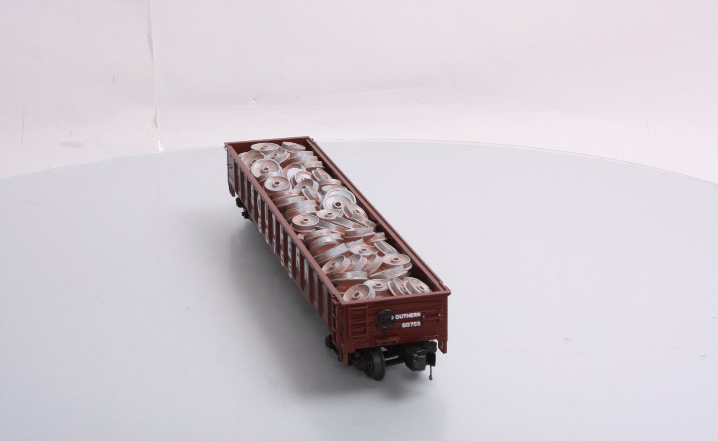 MTH 20-98078 Southern Gondola w/Wheel Scrap Load