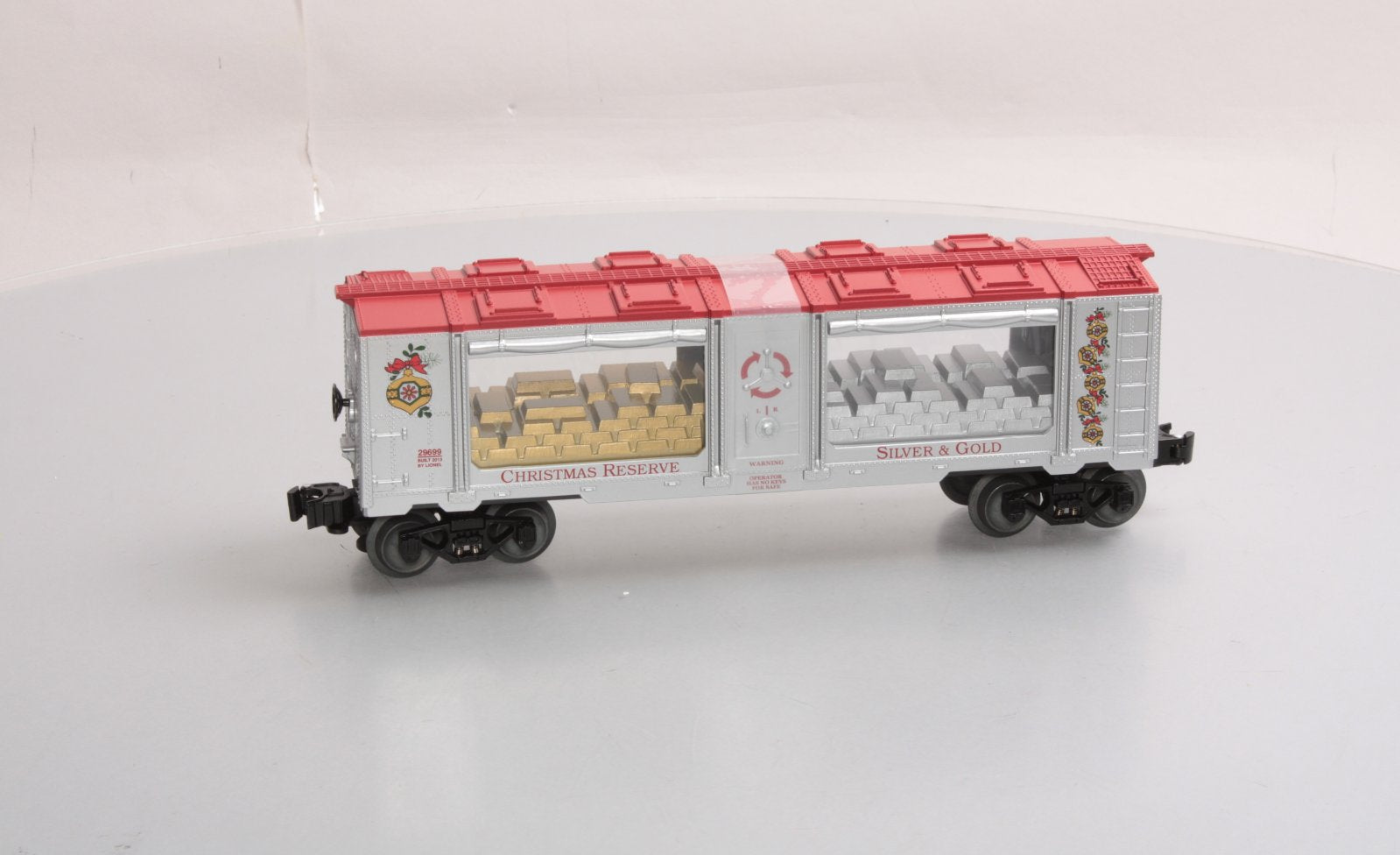 Lionel 6-29699 O Gauge Silver and Gold Christmas Mint Car