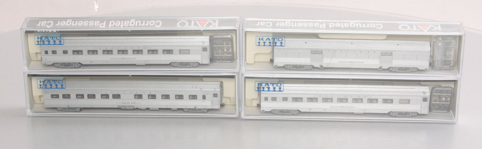 Kato 106-1704 Southern Corrugated Passenger 4-Car Set