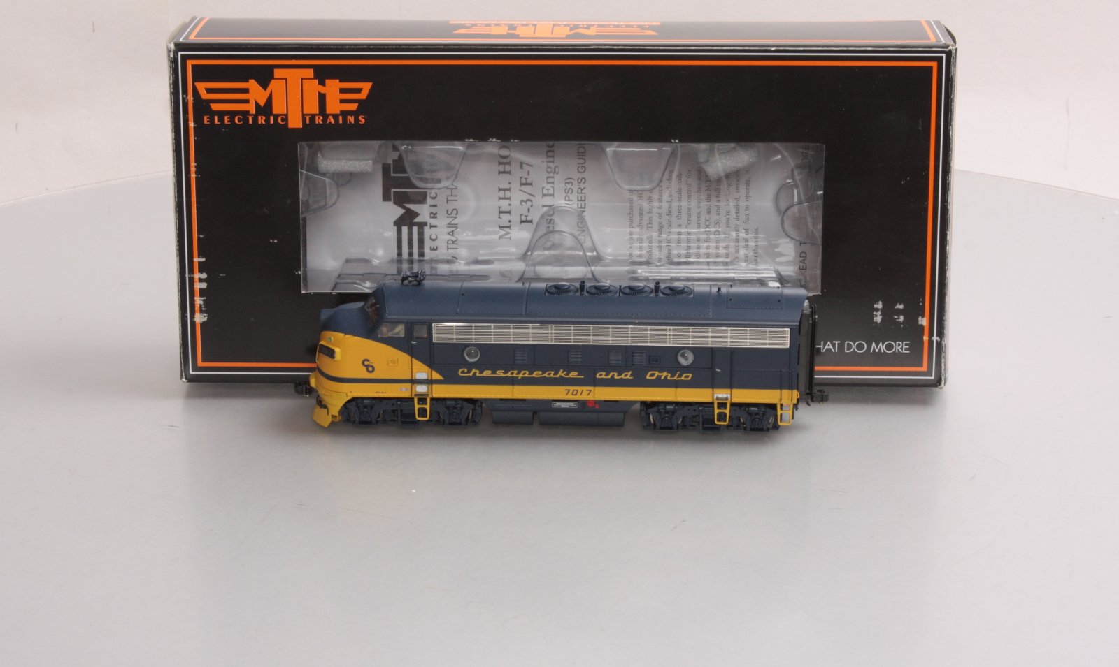 MTH HO 80-2109-1 HO Scale Chesapeake & Ohio F-7 Diesel Locomotive #7017