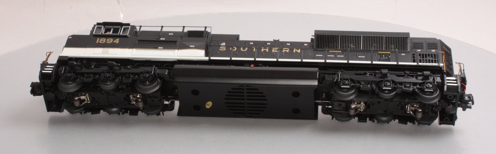 MTH 20-20111-3 Southern SD70ACe Non-Powered Diesel Engine #1894