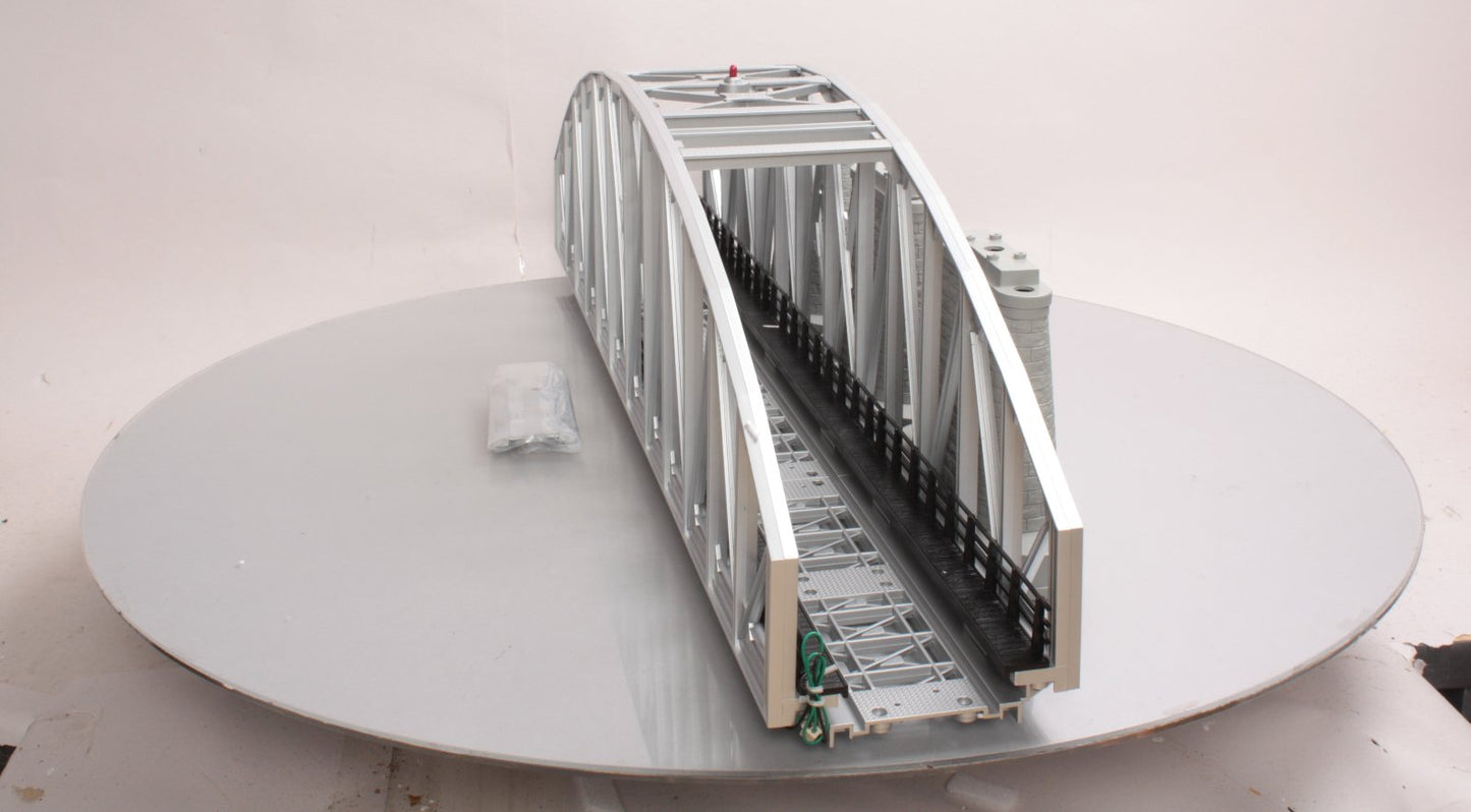 MTH 40-1101 30" Long Silver Steel Arch Bridge