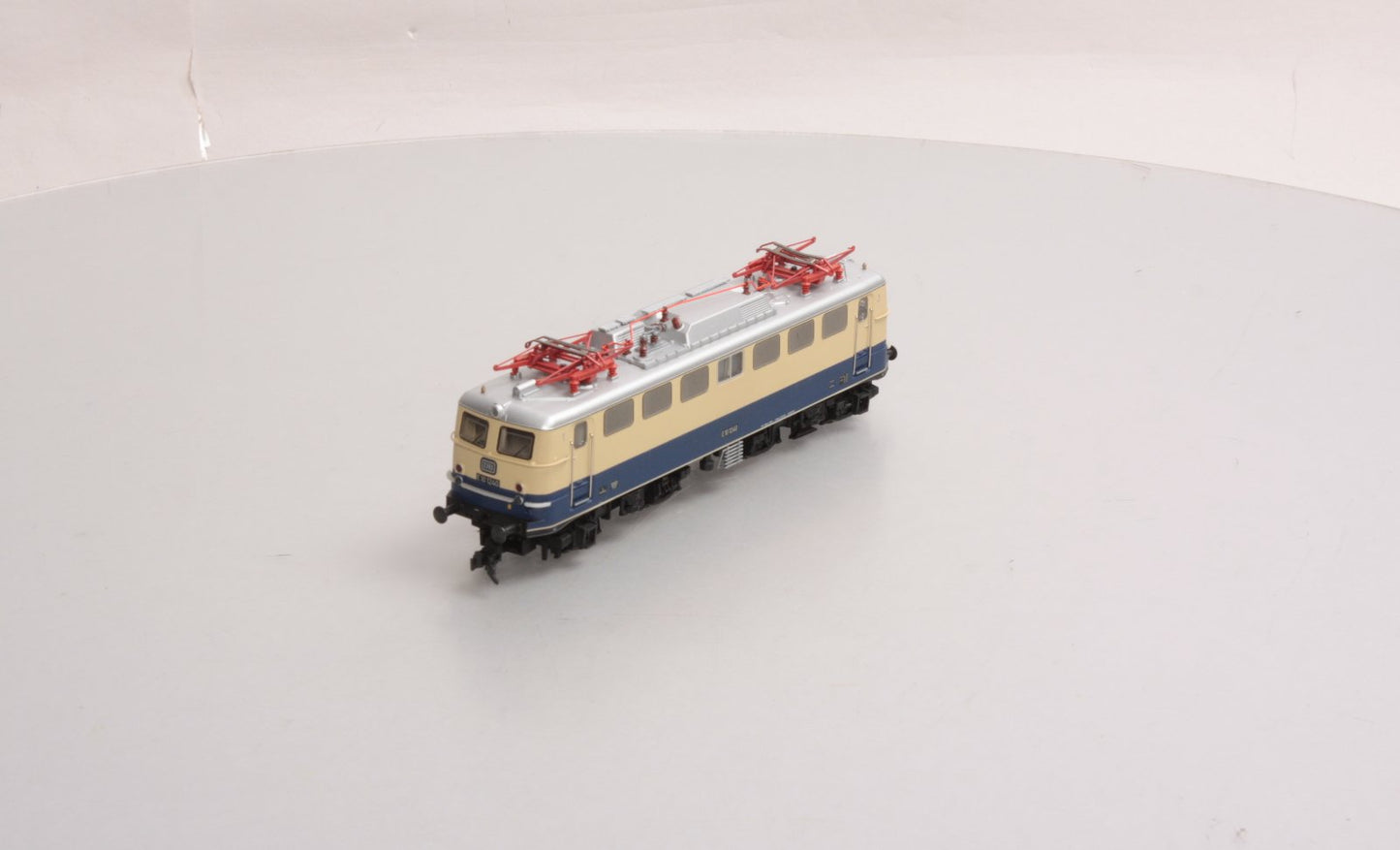 Trix 22266 German Electric Locomotive Class E10.12 "Rheingold" of the DB