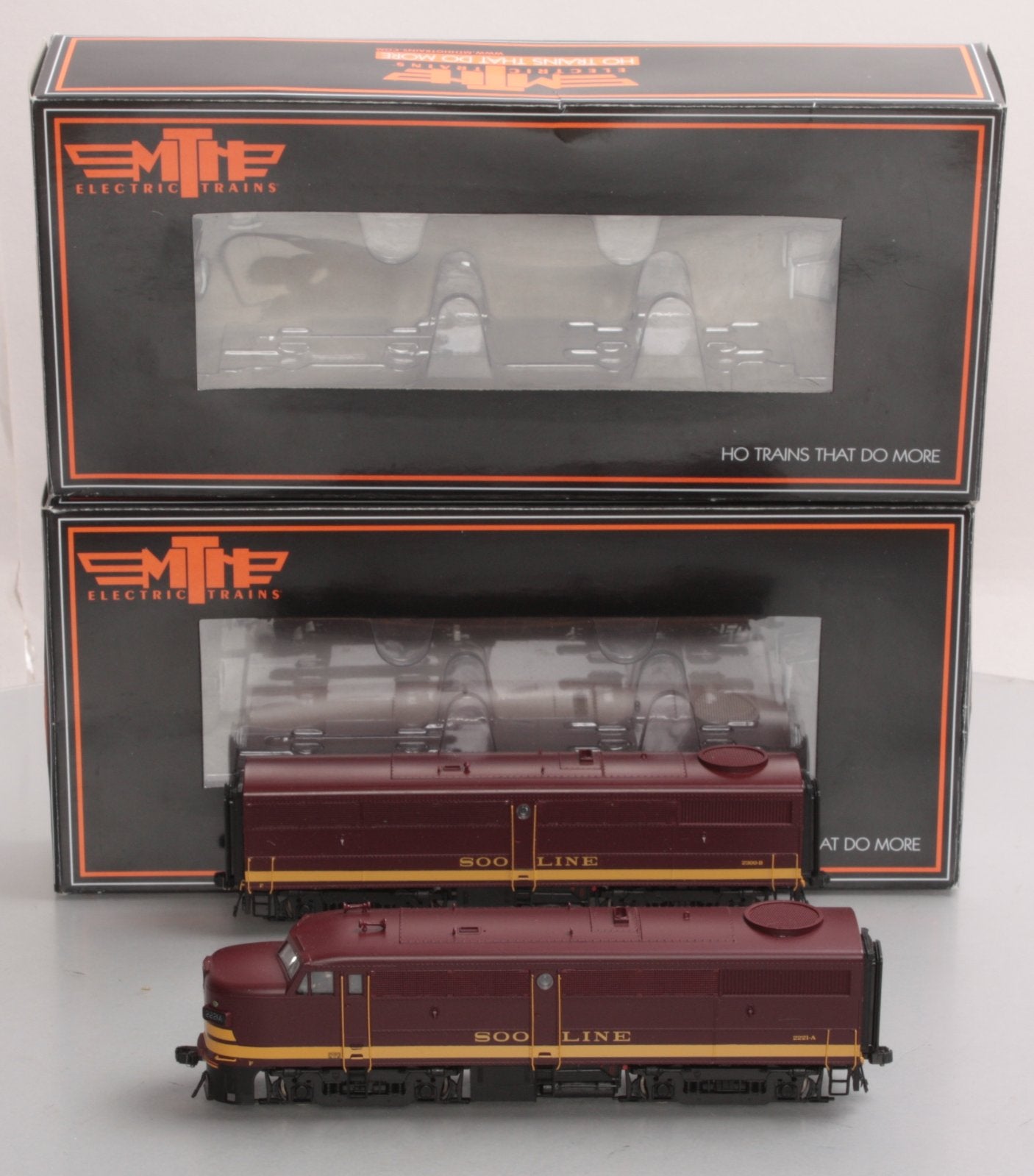 MTH 80-2200-1 HO SOO Line Alco FA-1 A/B Diesel Loco Proto-Sound 3.0 #2221A/2300B