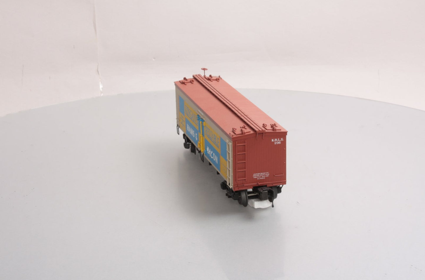 MTH 20-94302 Kingan's Reliable 36' Wood Reefer #236