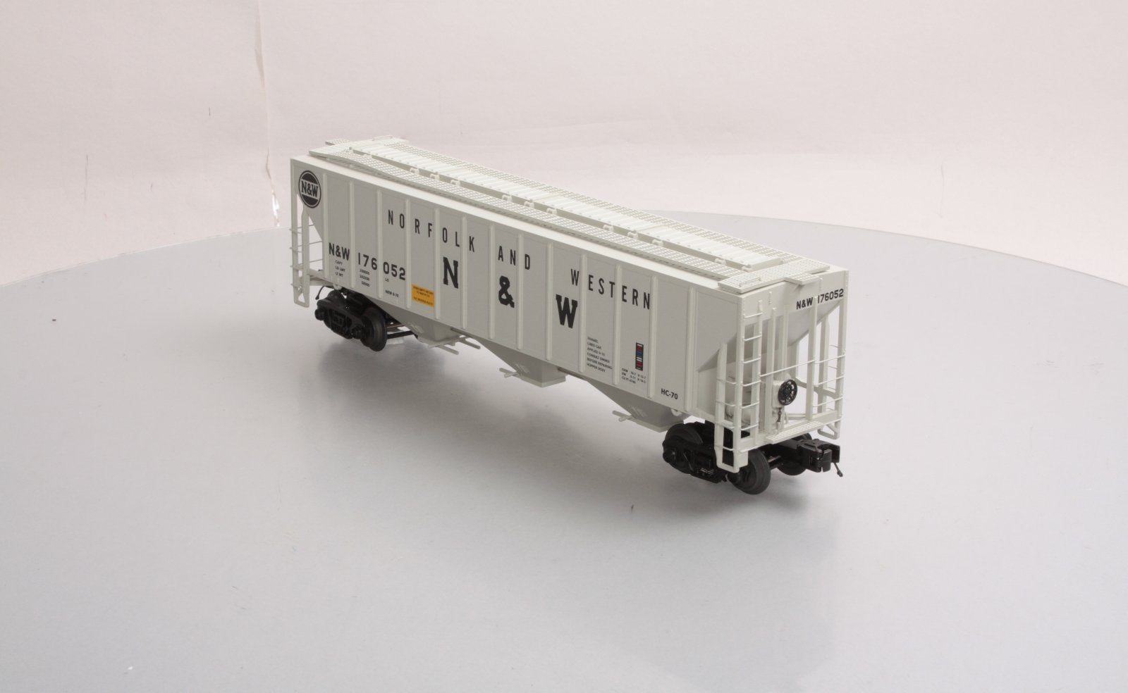 MTH 20-97255 Norfolk & Western Ps-2CD High-Sided Hopper Car