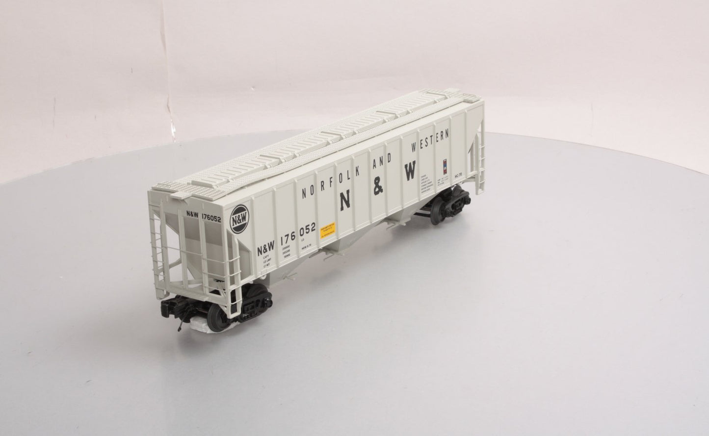 MTH 20-97255 Norfolk & Western Ps-2CD High-Sided Hopper Car