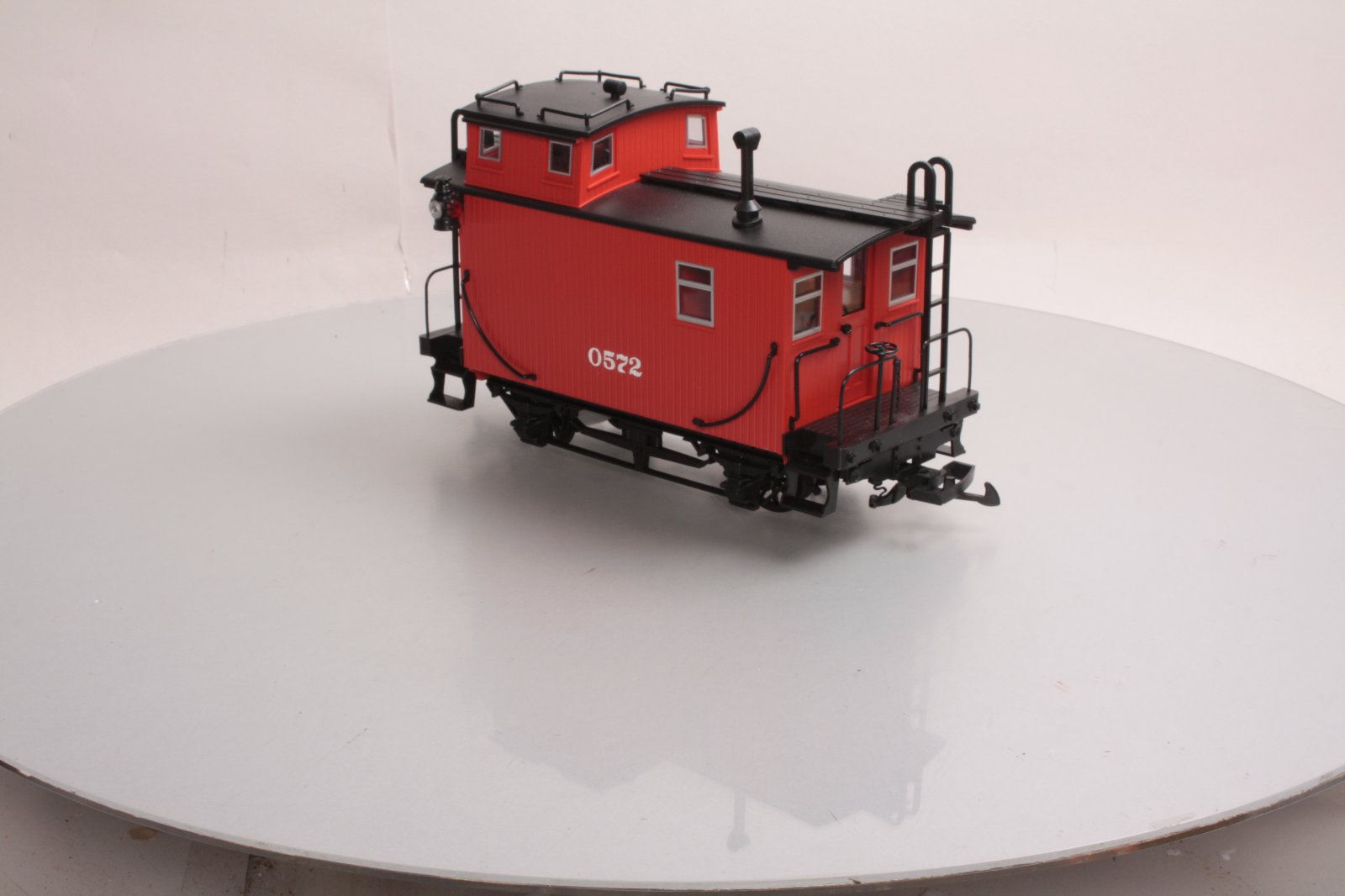LGB 43653 Bobber Caboose #0572 (Metal Wheels)