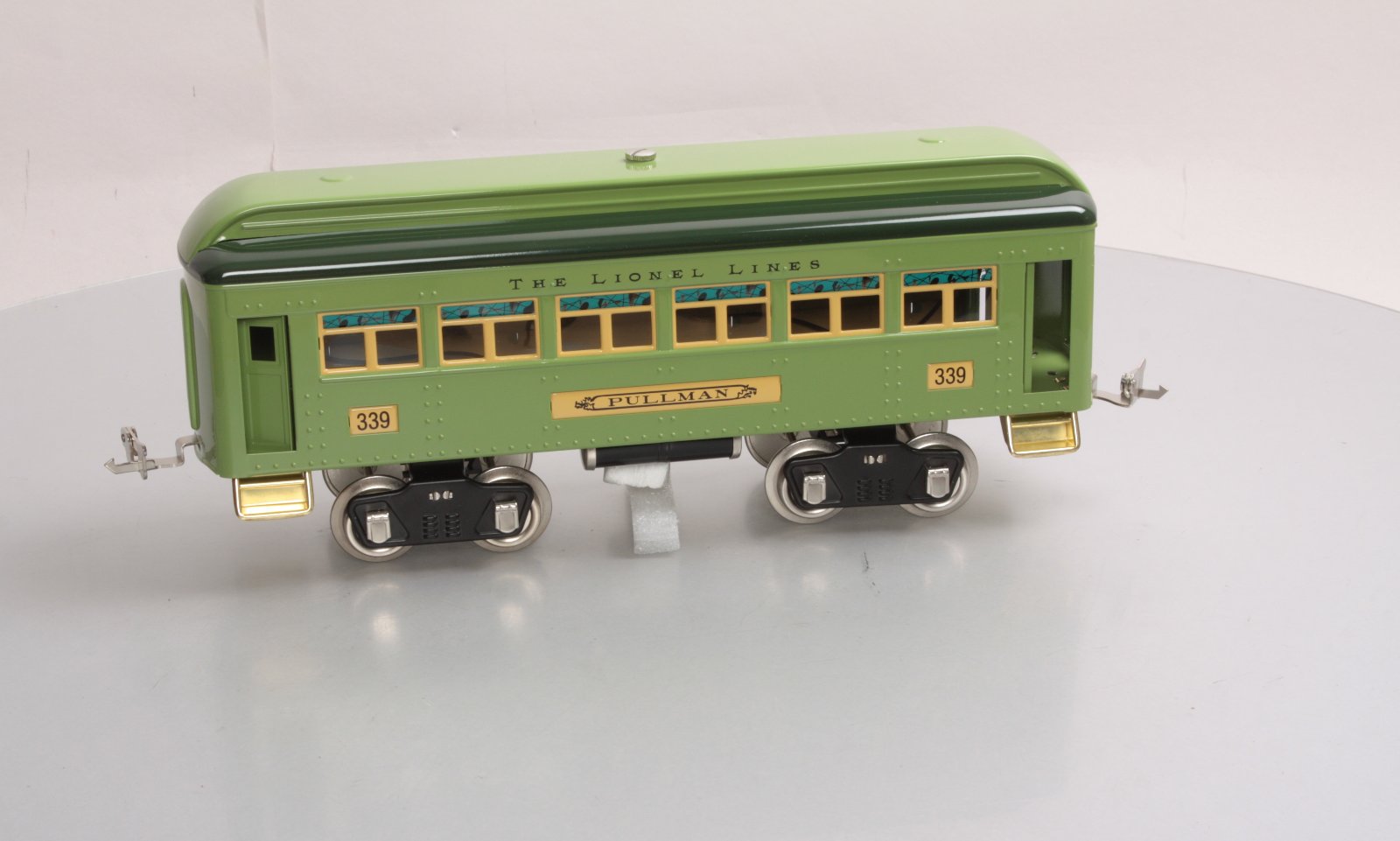 MTH 11-40002 Std. Gauge Green Lionel Lines Pullman Passenger Car #339