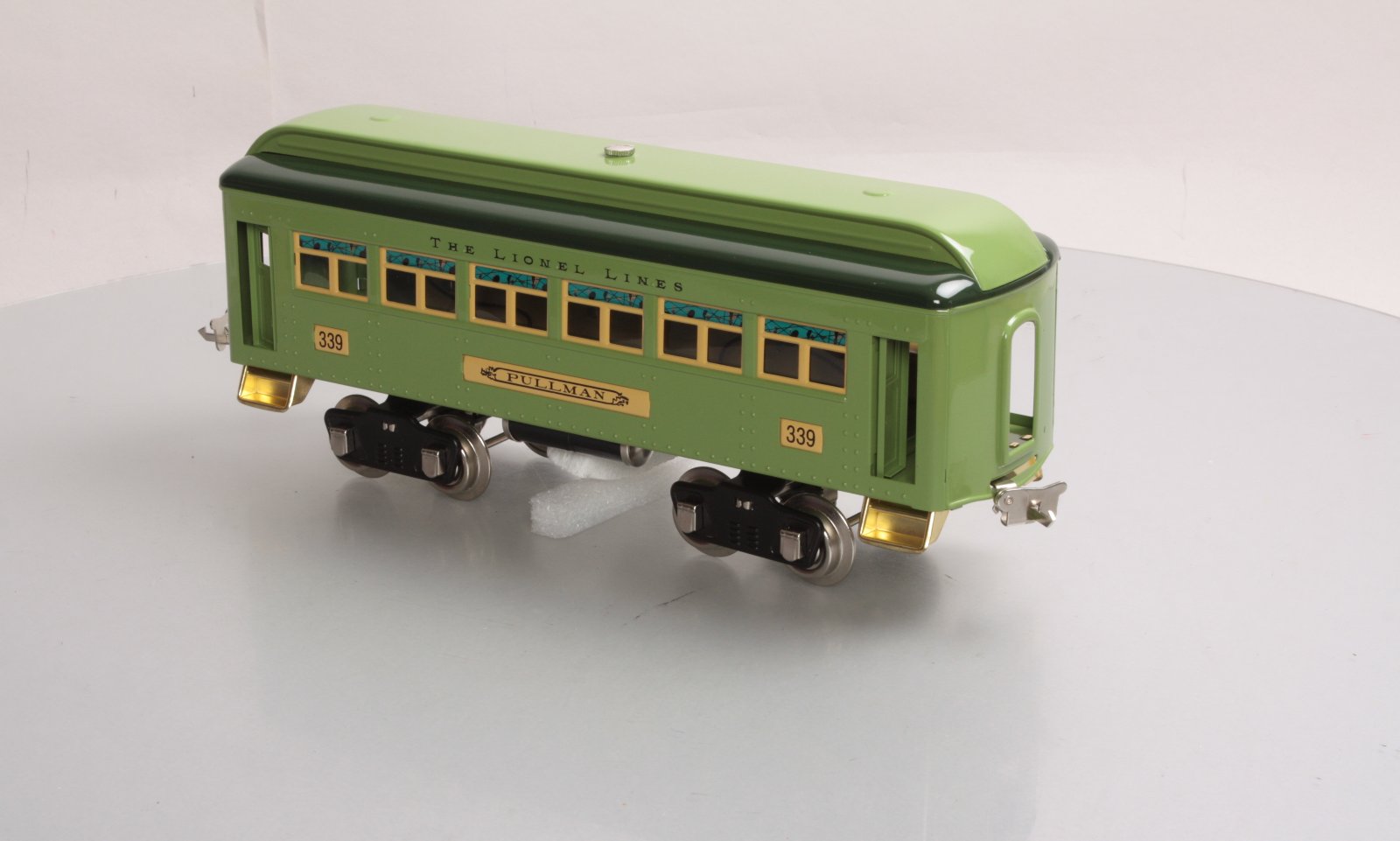 MTH 11-40002 Std. Gauge Green Lionel Lines Pullman Passenger Car #339
