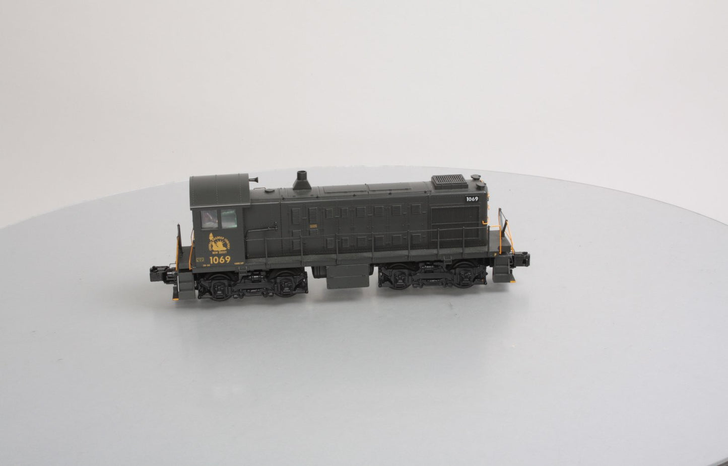 MTH 20-2838-1 Jersey Central Alco S-2 Diesel Switcher w/Proto-Sound 2.0 #1069