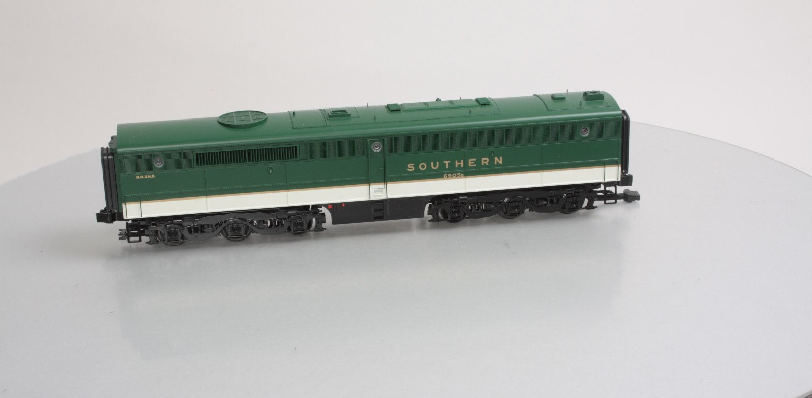 MTH 20-2968-3 Southern Alco PA B-Unit Non-Powered Diesel Engine #6905B