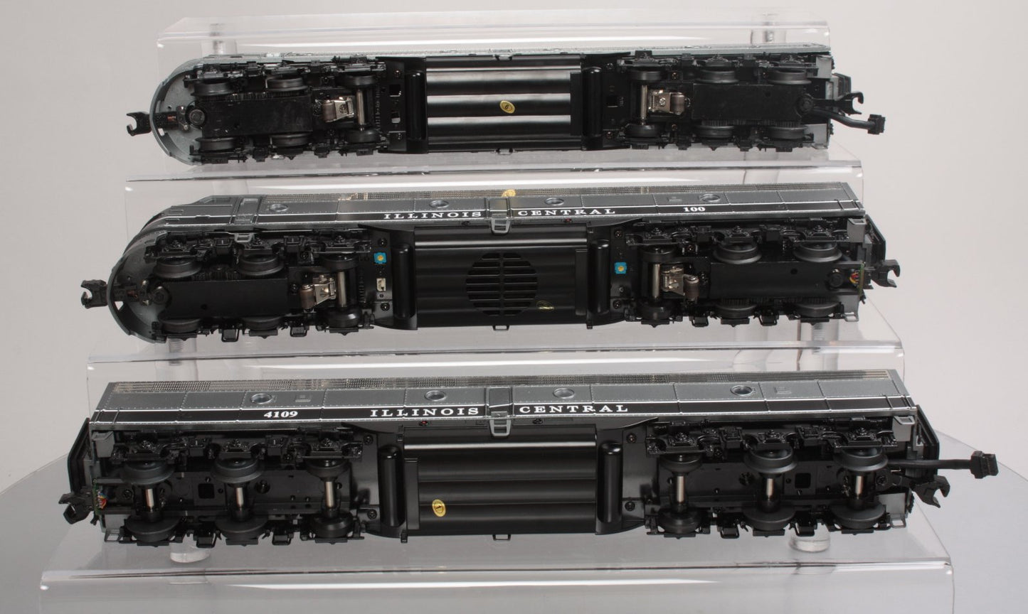 MTH 20-20048-1 Illinois Central E-8 ABA Diesel Engine Set w/PS 2 #100/101/4109