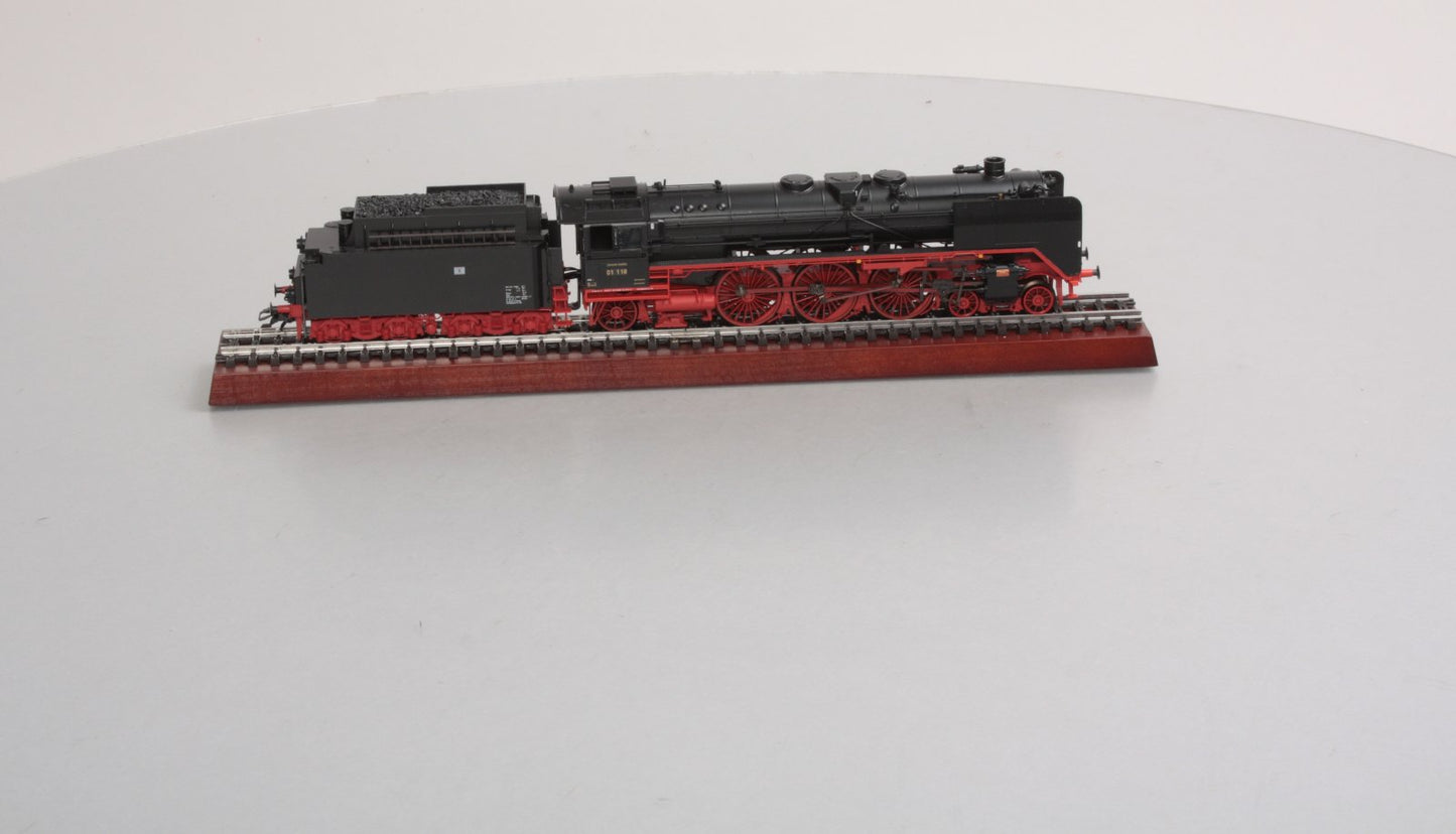 Marklin 39014 HO Scale 20th Anniviversary BR 01118 Steam Loco & Tender