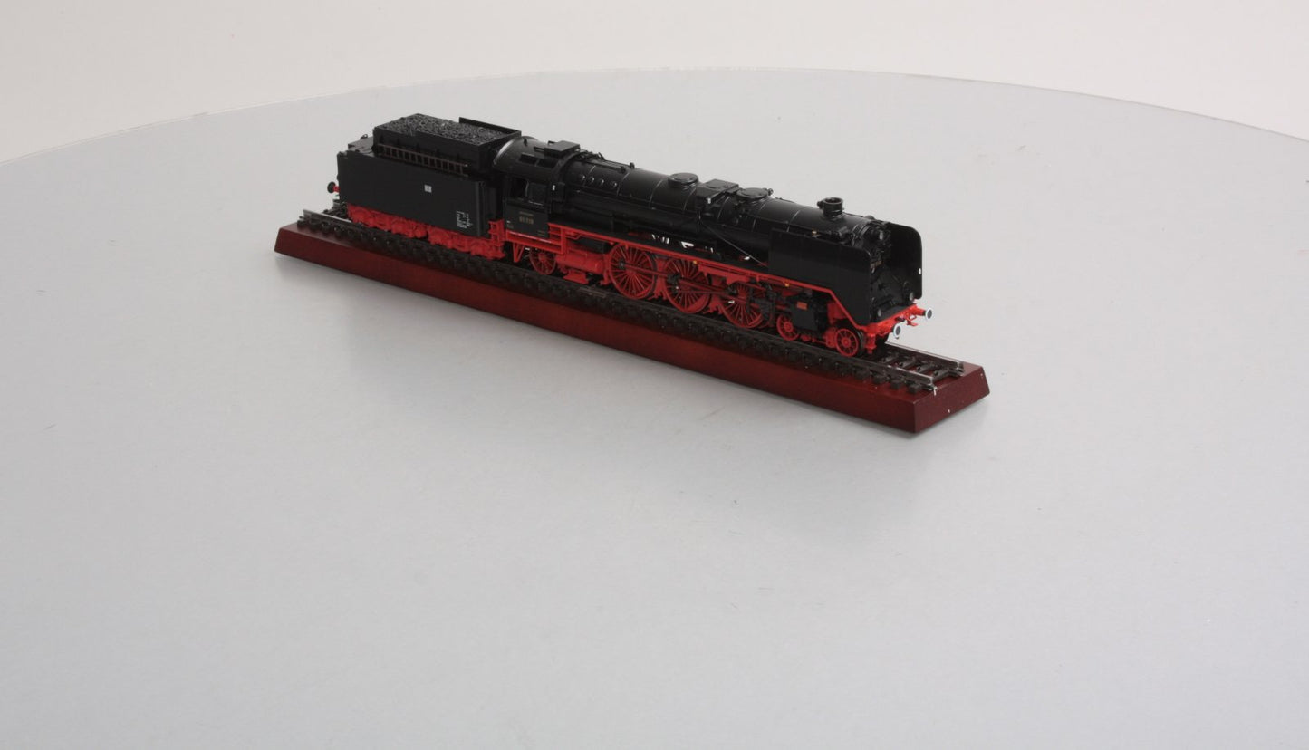 Marklin 39014 HO Scale 20th Anniviversary BR 01118 Steam Loco & Tender