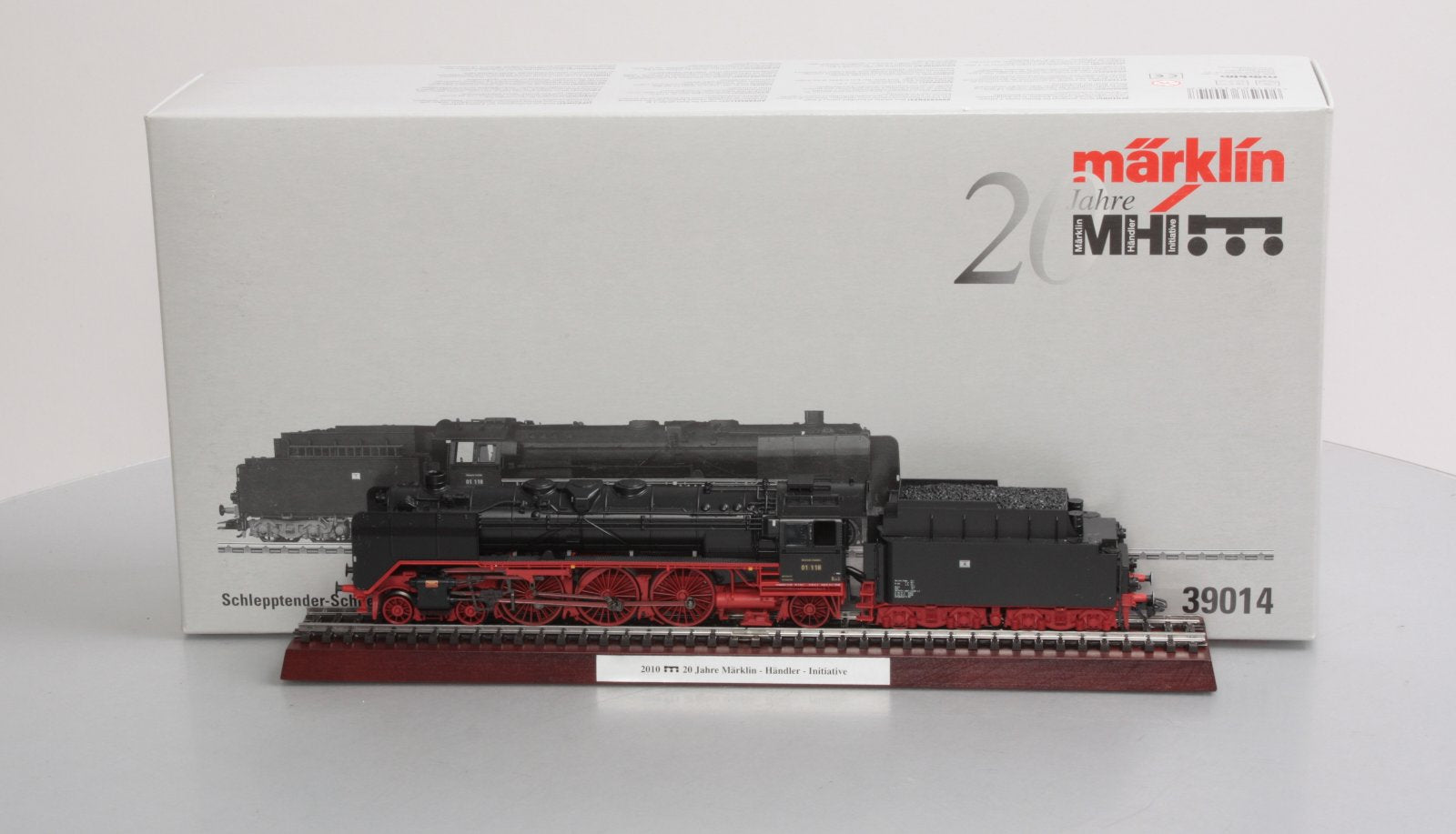 Marklin 39014 HO Scale 20th Anniviversary BR 01118 Steam Loco & Tender