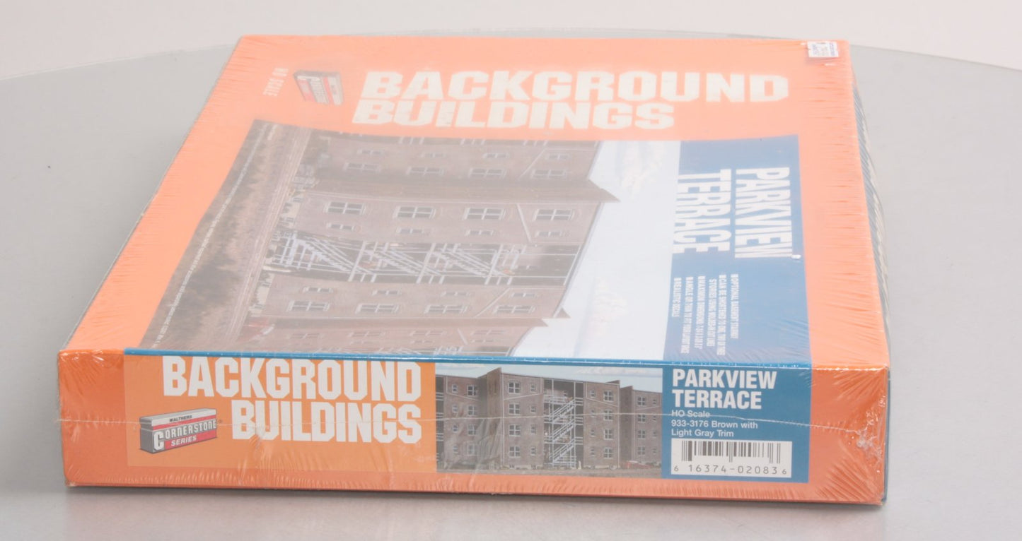 Walthers 933-3176 HO Scale Brown W/Light Gray Parkview Terrace Building Kit