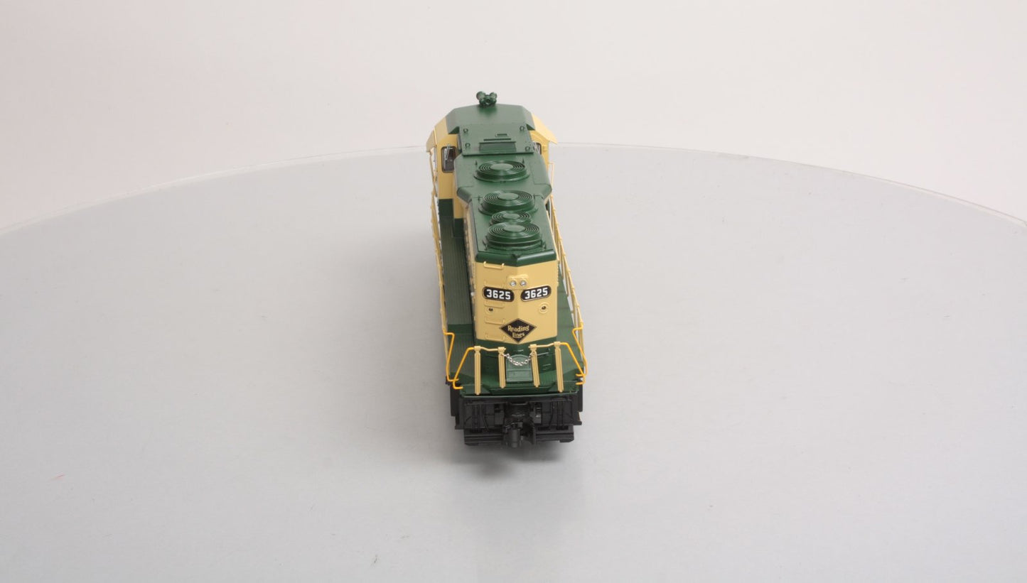 Lionel 6-38972 Reading Legacy GP35 Diesel Locomotive #3625