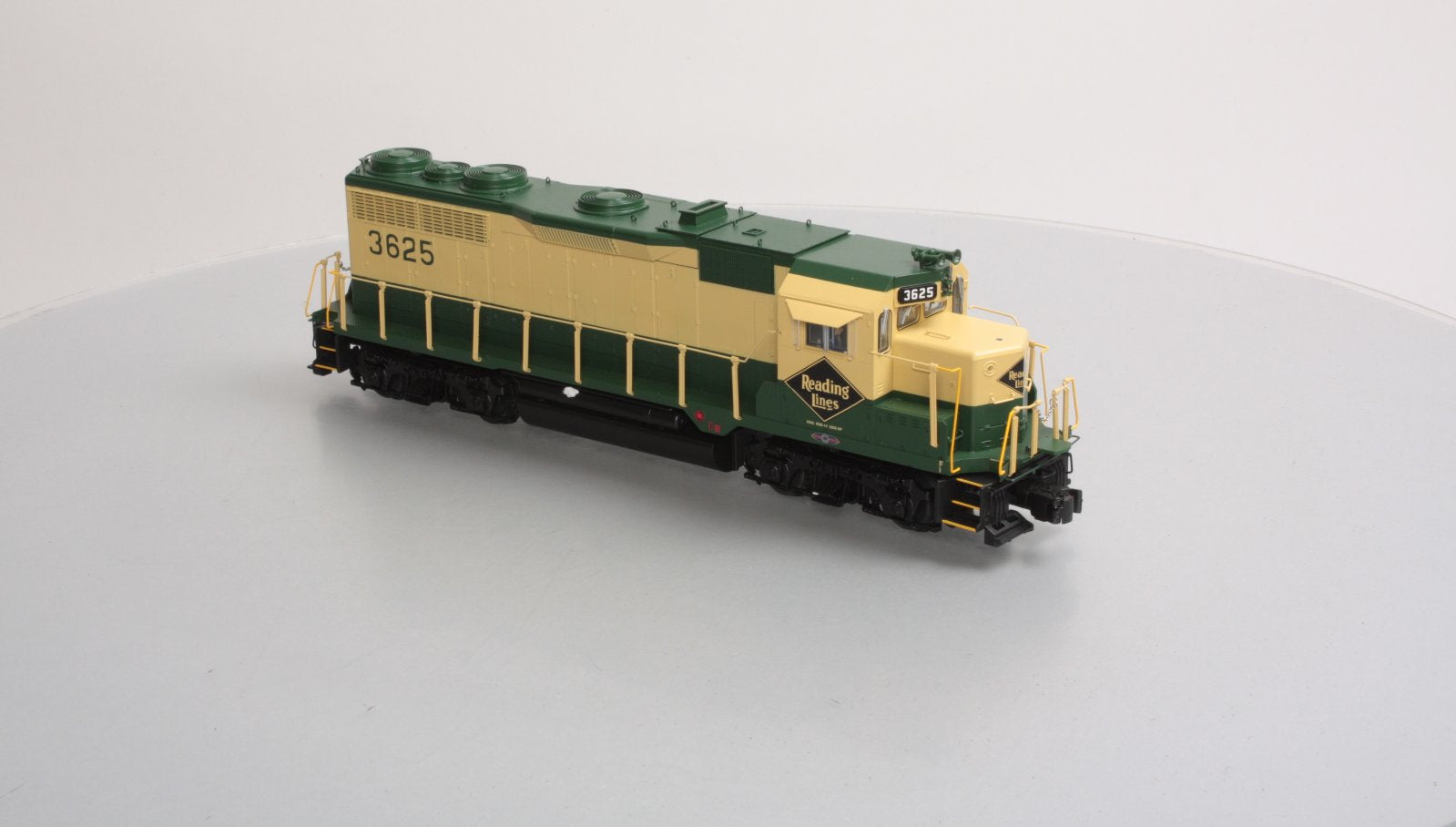 Lionel 6-38972 Reading Legacy GP35 Diesel Locomotive #3625