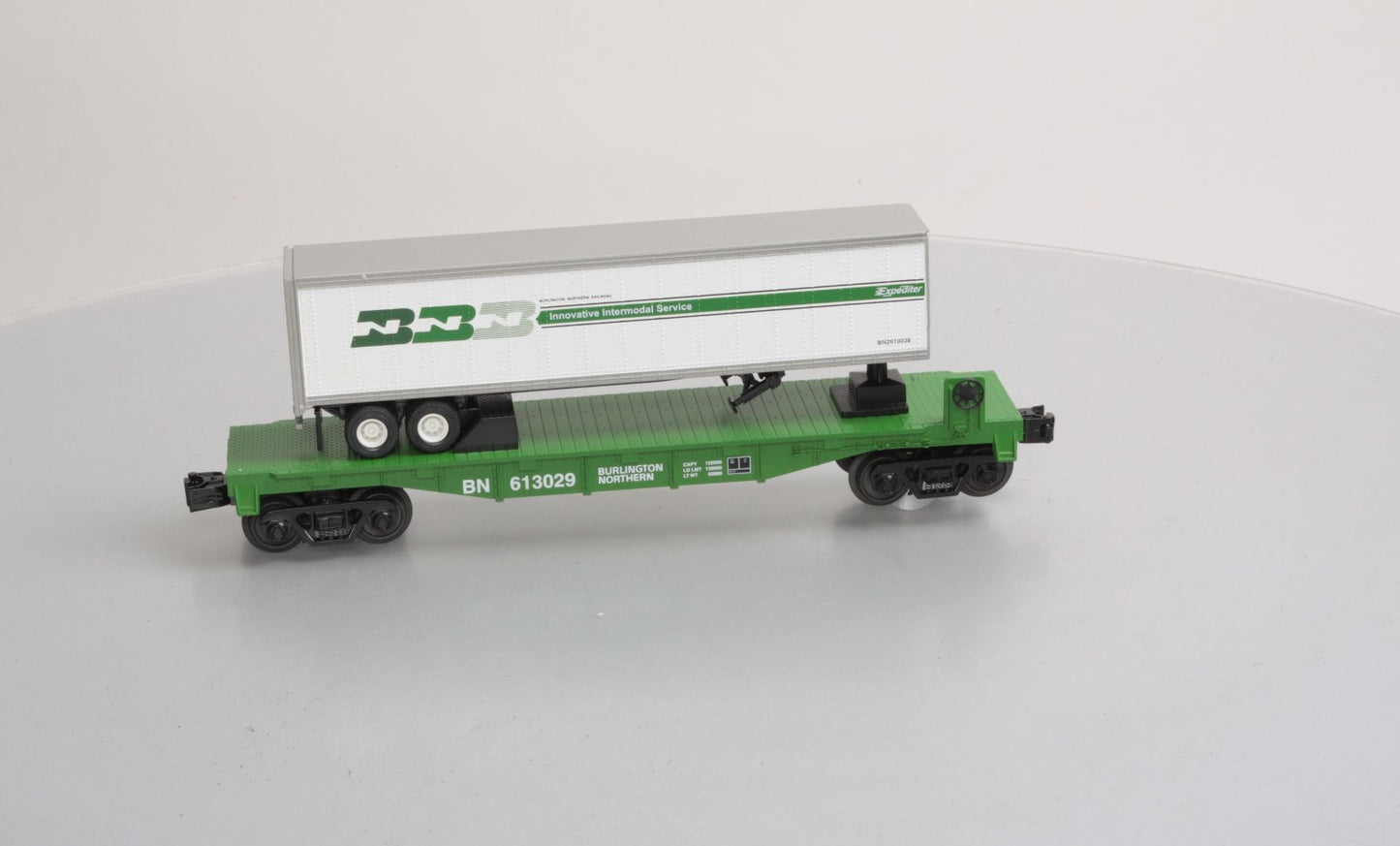 MTH 30-76512 O BN Flatcar w/ Trailer