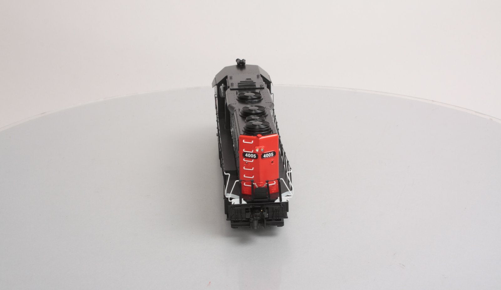 Lionel 6-38785 Canadian National Legacy GP35 Diesel Locomotive #4005