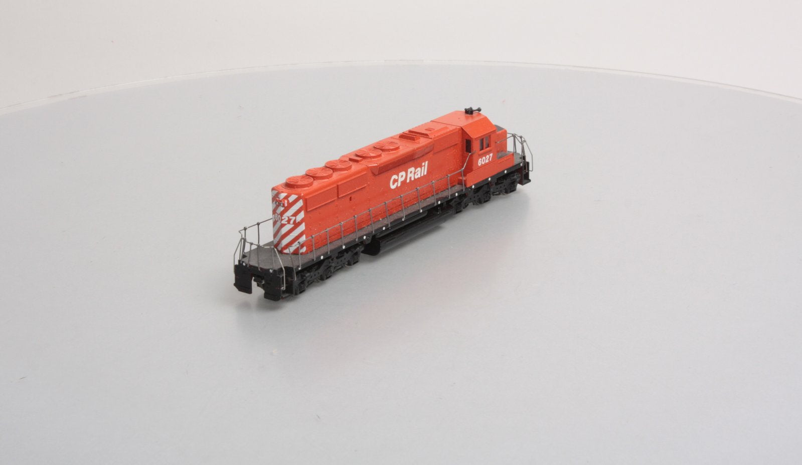 Athearn 4412 HO Scale Canadian Pacific SD40-2 Diesel Engine #6027