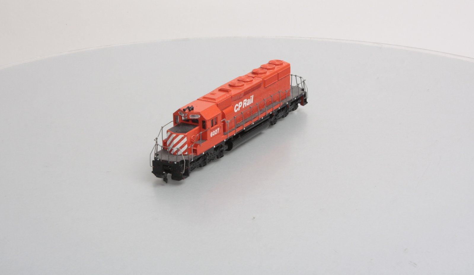 Athearn 4412 HO Scale Canadian Pacific SD40-2 Diesel Engine #6027