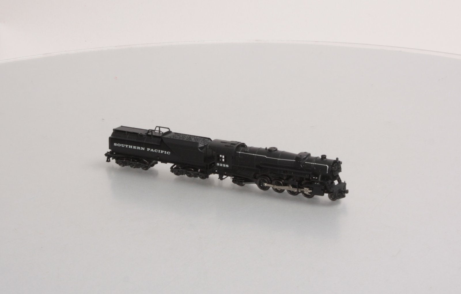 Con-Cor 0003-028203 N Southern Pacific Mikado 2-8-2 Steam Locomotive & Tender