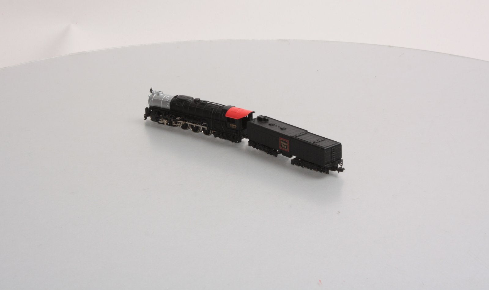 Bachmann 58066 N Chicago, Burlington & Quincy 4-8-4 Steam w/Operating Headlight