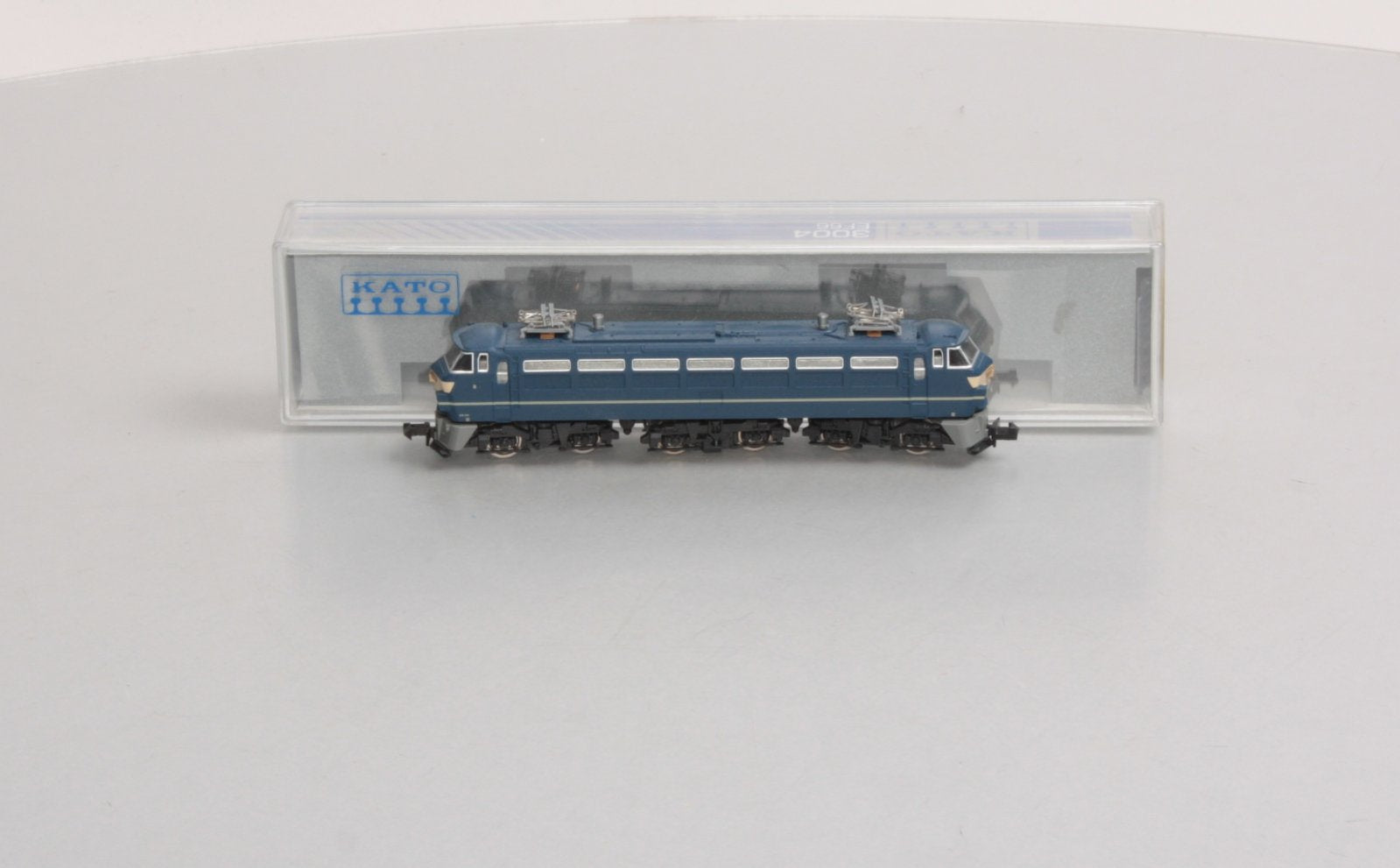 Kato 3004 EF66 Electric Loco – Trainz